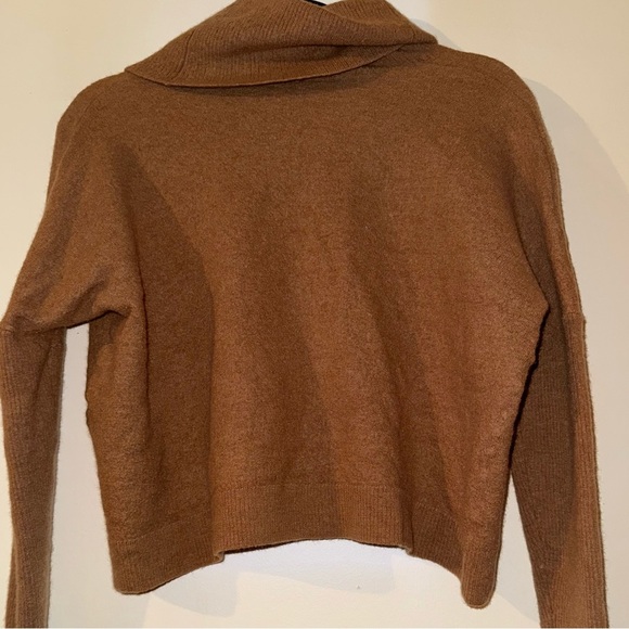 Cynthia Rowley Exquisite Tan 100% Fine Merino Wool Sweater - Picture 1 of 4